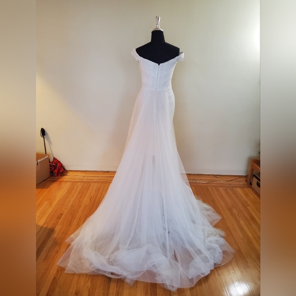 Jenny Packham Wedding Dress, BRAND NEW with tags. - Picture 9 of 15